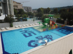 Отель Hotel Smeraldo  Джулианова